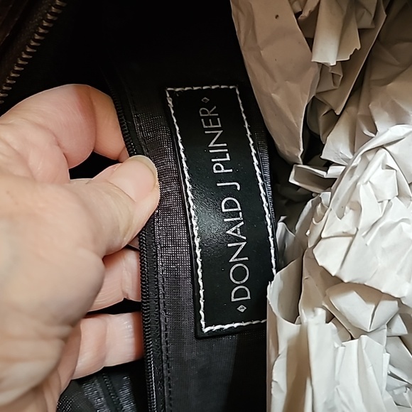 Donald Pliner copper colored leather bag - Picture 7 of 13